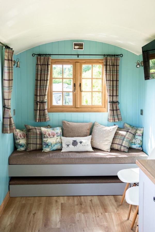 Glamping At South Lytchett Manor Hotel พูล ภายนอก รูปภาพ