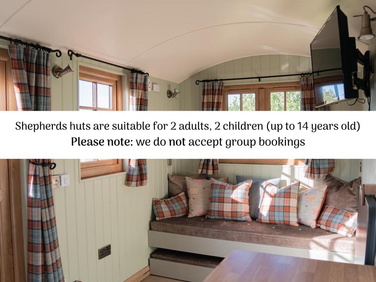 Glamping At South Lytchett Manor Hotel พูล ภายนอก รูปภาพ