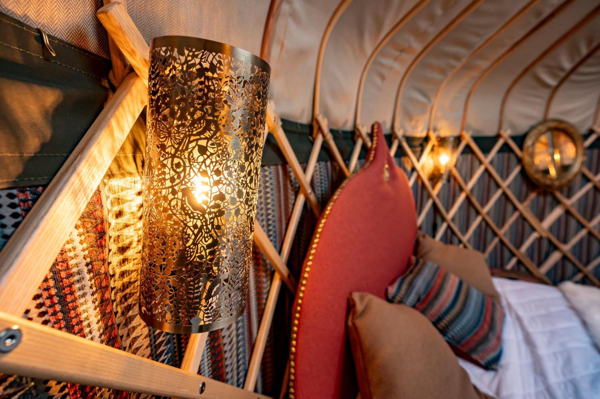 Glamping At South Lytchett Manor Hotel พูล ภายนอก รูปภาพ