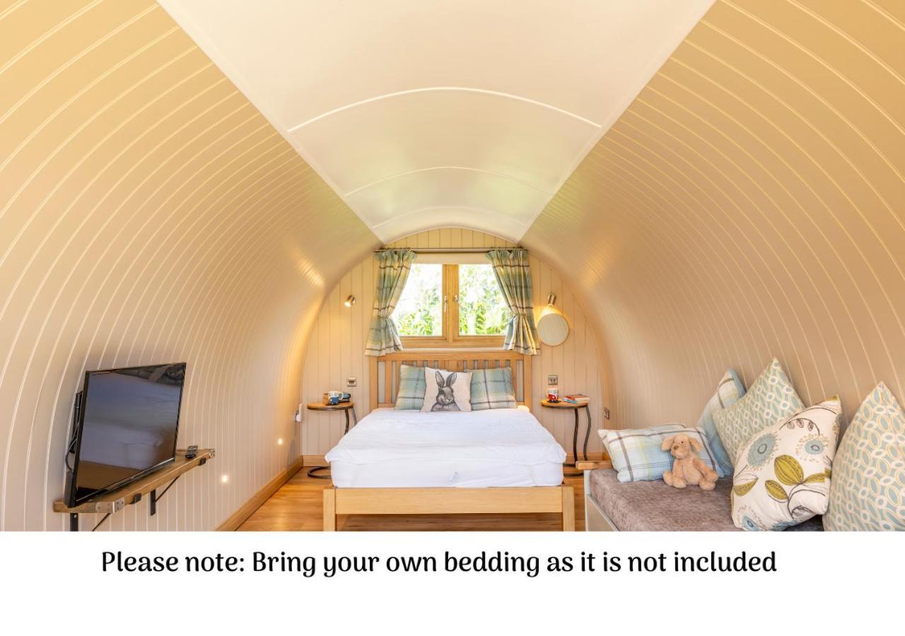 Glamping At South Lytchett Manor Hotel พูล ภายนอก รูปภาพ